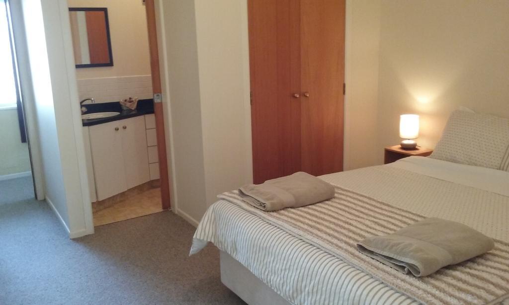 Ocean View Raglan Bed & Breakfast Екстер'єр фото