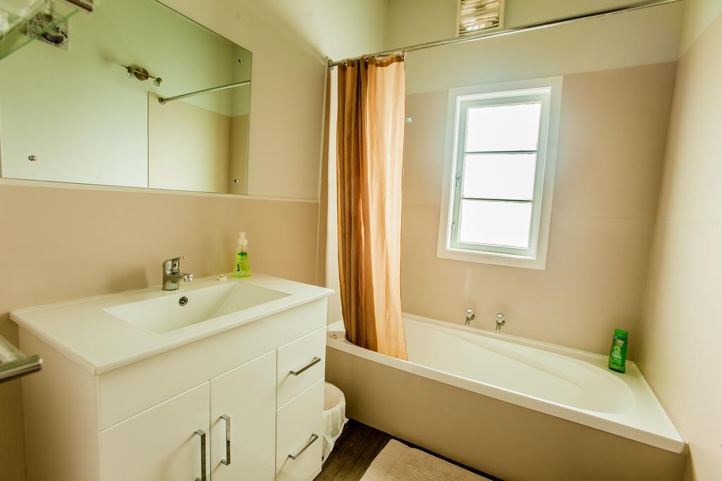 Ocean View Raglan Bed & Breakfast Номер фото