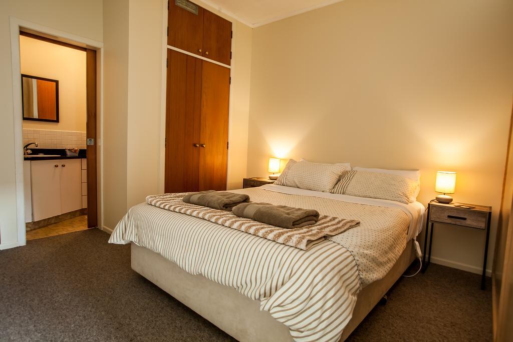 Ocean View Raglan Bed & Breakfast Екстер'єр фото