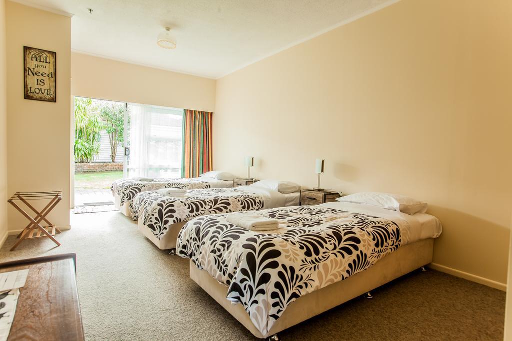 Ocean View Raglan Bed & Breakfast Екстер'єр фото