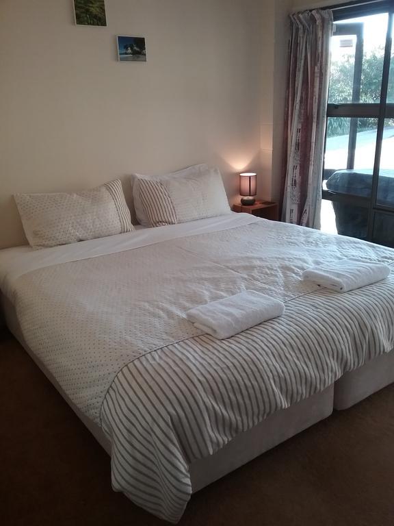Ocean View Raglan Bed & Breakfast Екстер'єр фото